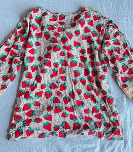 Strawberry Lace Top🍓🍓