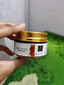 Multi-use Red Clay Face And Hair Mask
