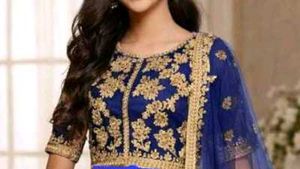 🔥🔥Sale💥💃 Blue Full Havy Work One Piece Gown.