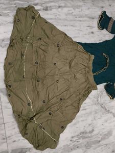 Girls Wear Elegant Green Embellished Kurta with pa