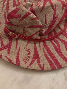 GUESS  Patterned Bucket Hat