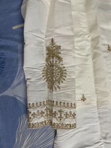 Elegant White &amp; Gold Embroidered Kurti