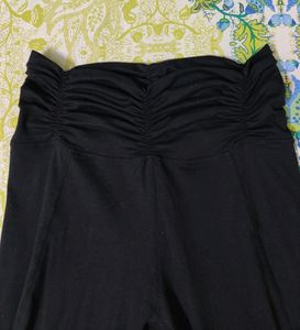 Urbanic Ruched Gym Leggings