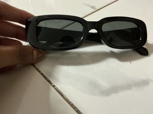 Black Rectangle Sunglasses