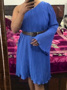 Chic Blue One-Shoulder Dress