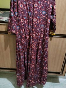 Floral Embroidered Kurta