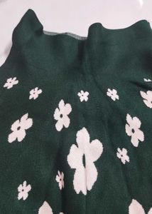 Beutiful Stretchable Mini Green Skirt