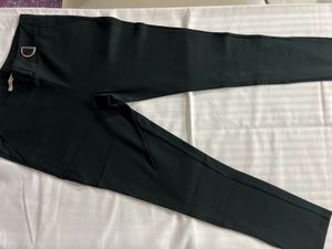 Women Jegging Jeans