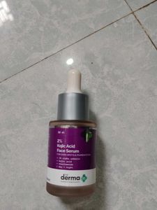 The Derma Co Face Serum