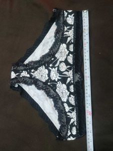 Floral Lace Trim Panties 🖤