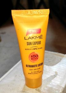 Lakme Sun Expert Sunscreen 18 ml