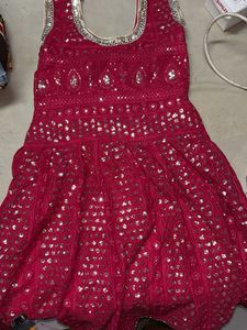 Elegant Pink Embroidered Kurta