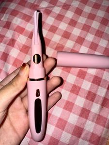 eyelash curler