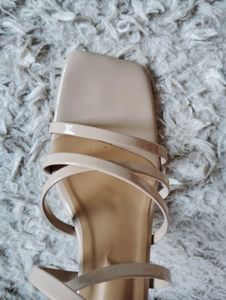 J&amp;M Looks Strappy Heel