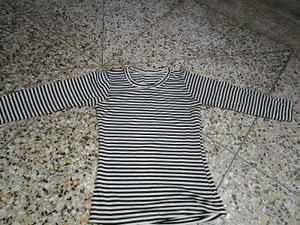 Stripped Crop Top