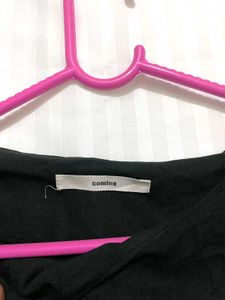 Black Hi-Lo Hem Top