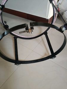 Aari Stand With Ring