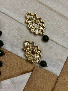Kundan Jewellery Set