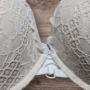 36DD Size Premium And Luxurious Bra 2 Way Straps