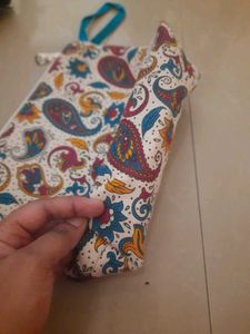 Kairi Print Pouch And  Rustic IPad Cover