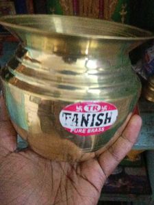 Tanish Brass Pot