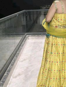 Elegant Yellow Ethnic Gown