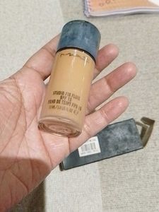 mac Studio Fix It SPF 15