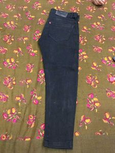 Levi's Black Jeans