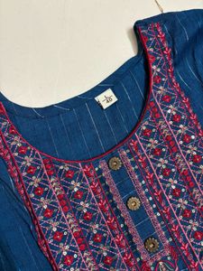 Blue Embroidered Aalia Cut Kurta With Zari Work