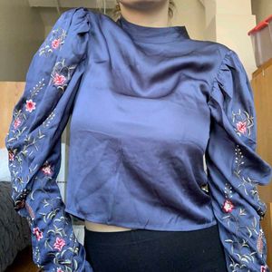 H&amp;M Satin Embroidered Blouse ♥️
