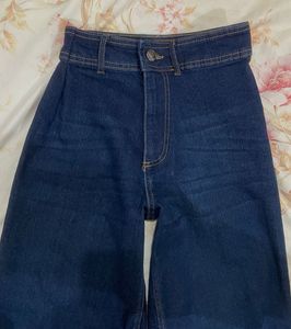 Wide Leg Jeans 🎀