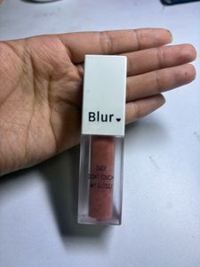 Blur Lip Gloss (soft brown )