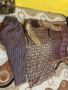 🤎Beautiful 3 Piece Bagh Print Suit🤎