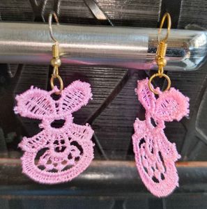 Stunning Pink🩷 Lace Earrings