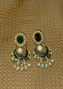 Kundan Earings Beautiful 😍