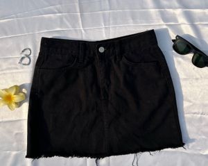 BLACK STYLISH DENIM SKIRT