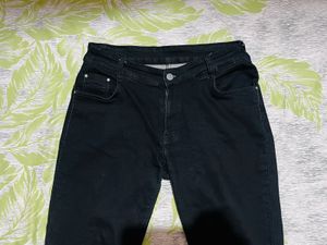 Black Skinny Jeans