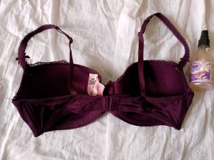 branded burdundy lace braa.