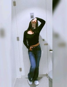 Bootcut Jeans...