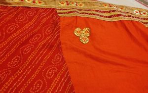 Heavy Border Chundari Print Saree For Wedding