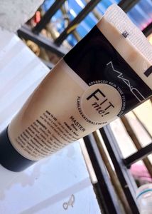 MAC Fit Me! Foundation