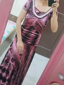Elegant bodycon velvet maxi Gown