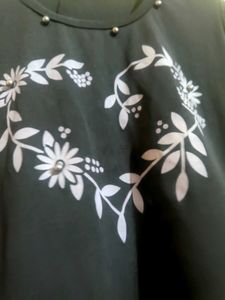 Women&#39;s Designer Knotted Black Top