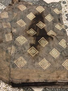 Grey &amp; Gold Diamond Sari 🥻