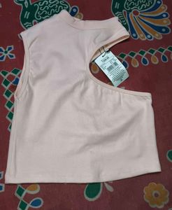 Woman Crop Top