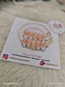 Press-On Nails by NAILSTOUCH