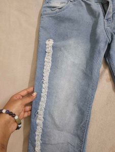 Cute Jeans with Lace Detail