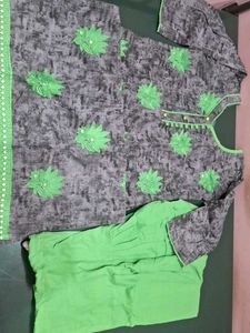 Pure Cotton Chudhidar in Grey with Green Combinati