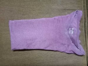 Zudio Tshirt Maroon Colour