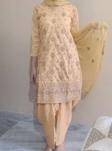Embroidered Kurti Set